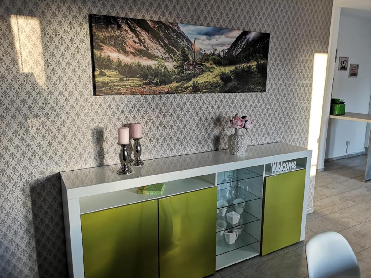 Modern Wohnen I Parkplatz I Wlan I Netflix I Balkon I 6 Schlafplaetze Apartment Bad Oeynhausen Exterior photo